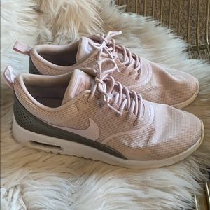 nike air max thea pale pink